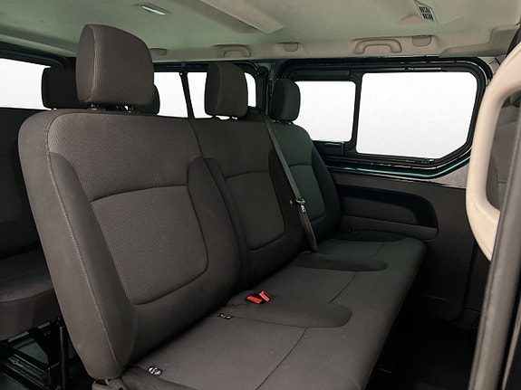 Renault Trafic 24 of 30