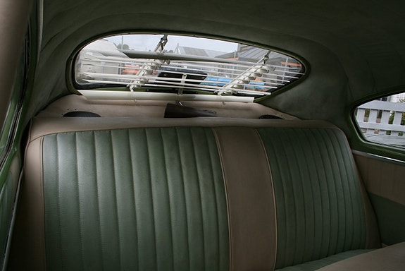 Chevrolet Deluxe 18 of 24