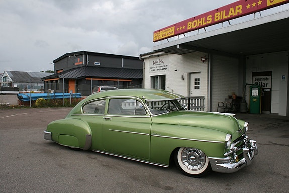 Chevrolet Deluxe 7 of 24