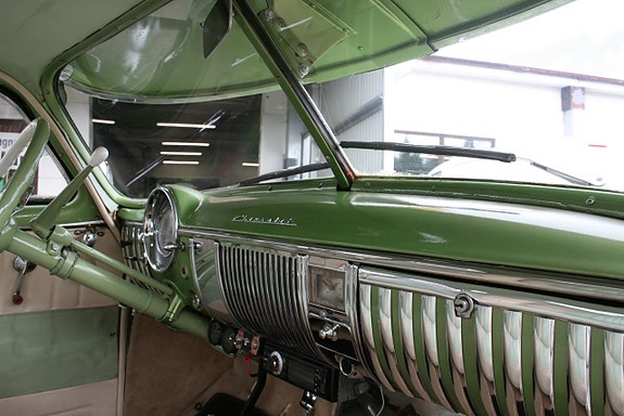 Chevrolet Deluxe 15 of 24