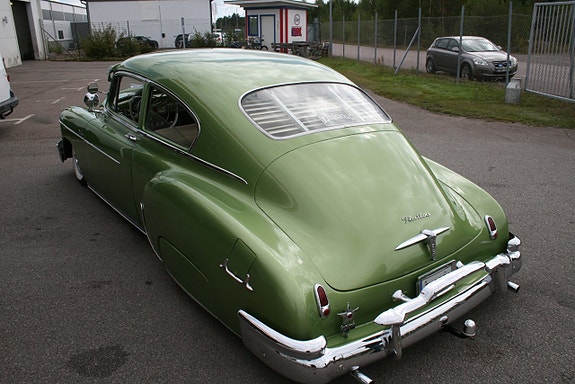 Chevrolet Deluxe 3 of 24
