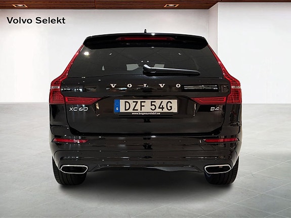 Volvo XC60 7 of 20