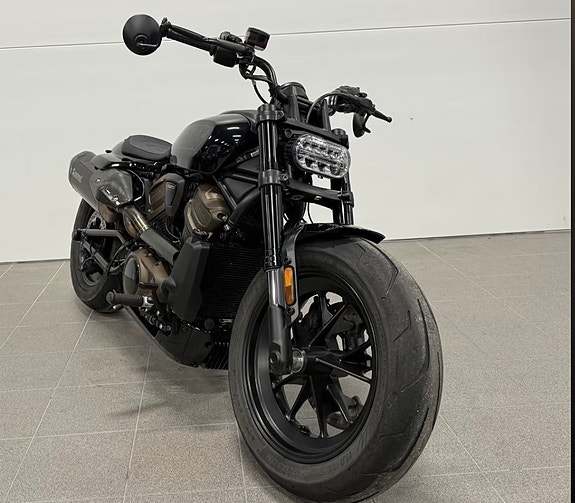 Harley-Davidson SPORTSTER S 2 of 9
