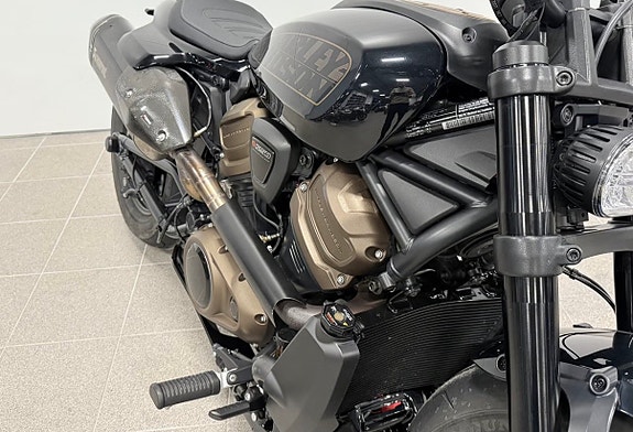Harley-Davidson SPORTSTER S 7 of 9