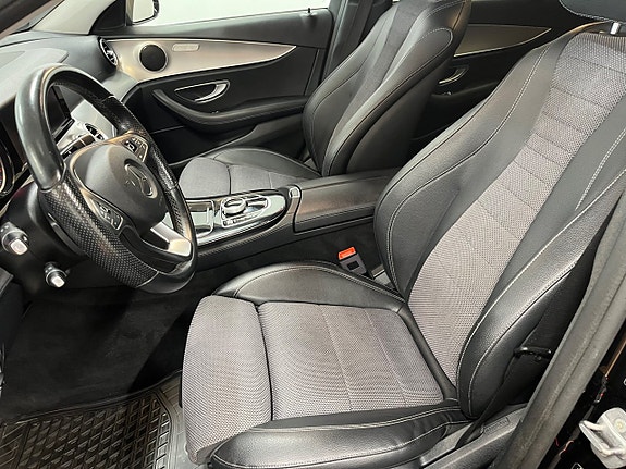 Mercedes-Benz E200 10 of 24
