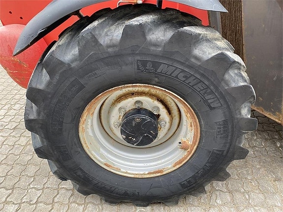Manitou MT1840A ST3B 7 of 10