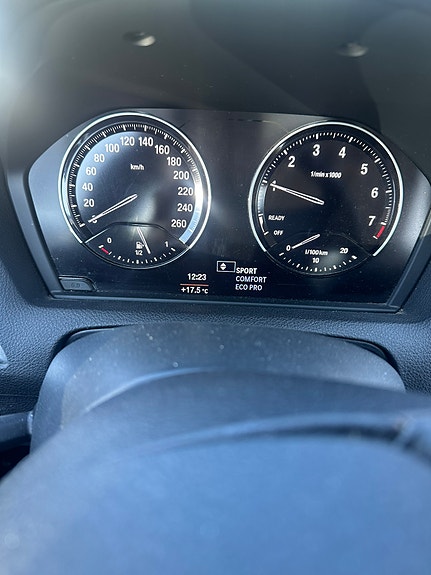 BMW 118i 6 of 8