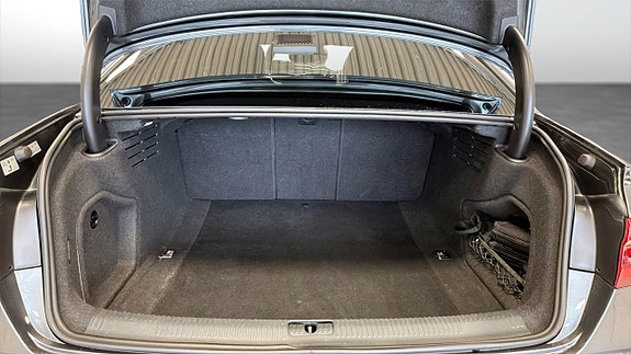 Audi A4 10 of 12