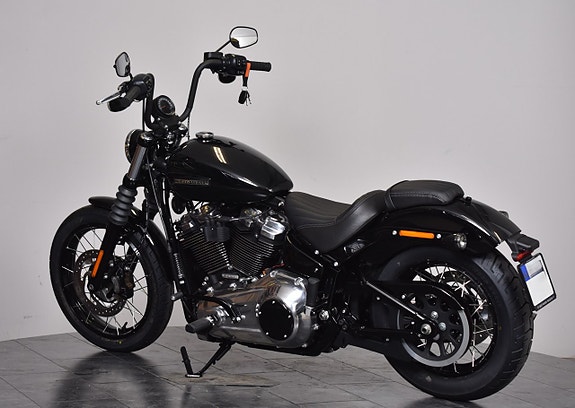 Harley-Davidson Street bob NEDSATT 11 000:- SVART / EKERFÄLGAR / OMGÅENDE LEVERANS 5 of 18