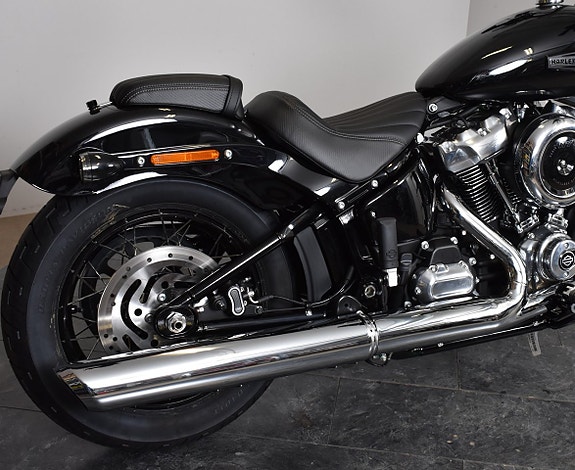Harley-Davidson Street bob NEDSATT 11 000:- SVART / EKERFÄLGAR / OMGÅENDE LEVERANS 10 of 18