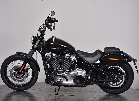 Harley-Davidson Street bob NEDSATT 11 000:- SVART / EKERFÄLGAR / OMGÅENDE LEVERANS 4 of 18