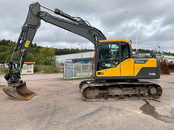 Volvo EC 140 DL 6 of 11