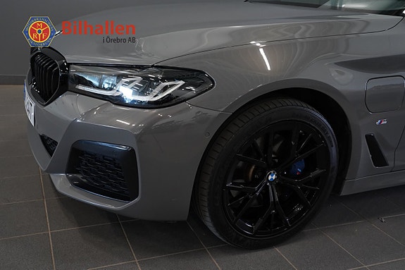 BMW 530e 3 of 21
