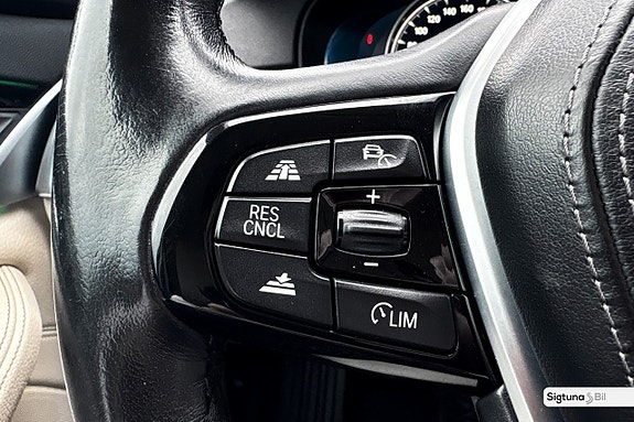 BMW 530e 15 of 23
