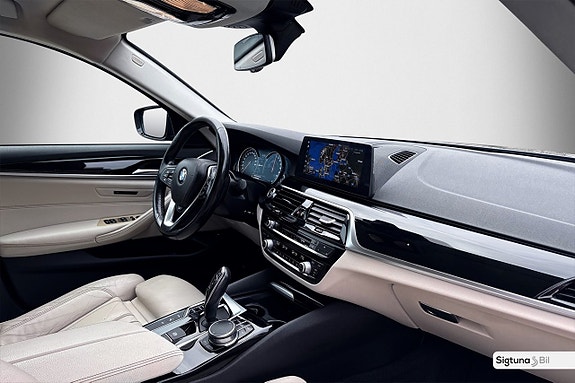 BMW 530e 14 of 23