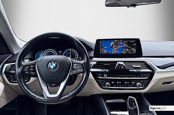 BMW 530e 13 of 23