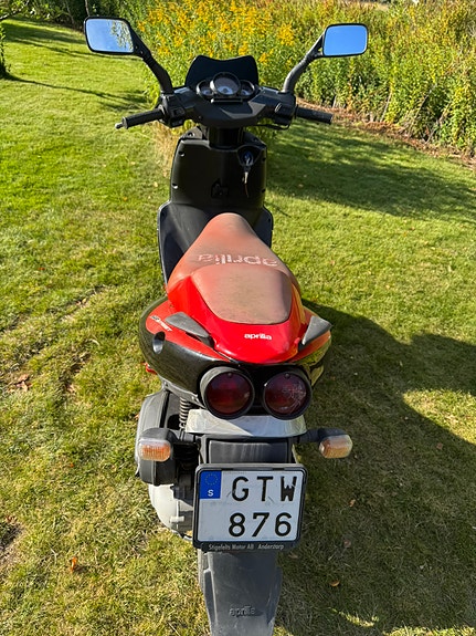 Aprilia SR50 street 3 of 7