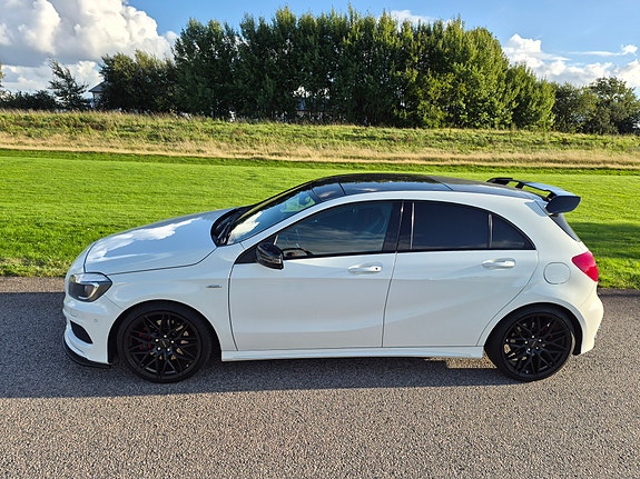 Mercedes-Benz A250 5 of 9