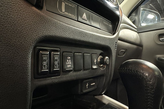 Mitsubishi L200 17 of 19