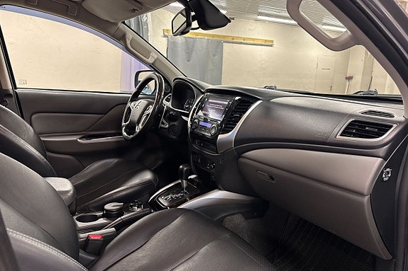 Mitsubishi L200 6 of 19