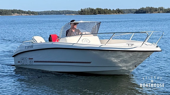 Micore 570 CC | Evinrude E-TEC 115 7 of 30
