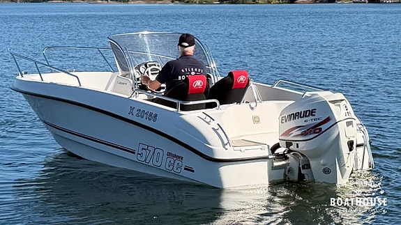 Micore 570 CC | Evinrude E-TEC 115 8 of 30