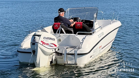 Micore 570 CC | Evinrude E-TEC 115 10 of 30