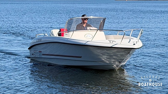 Micore 570 CC | Evinrude E-TEC 115 6 of 30