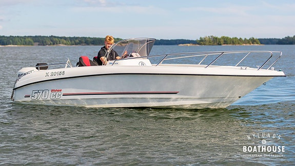 Micore 570 CC | Evinrude E-TEC 115 23 of 30