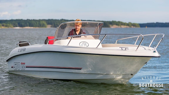 Micore 570 CC | Evinrude E-TEC 115 24 of 30