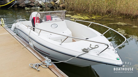 Micore 570 CC | Evinrude E-TEC 115 12 of 30