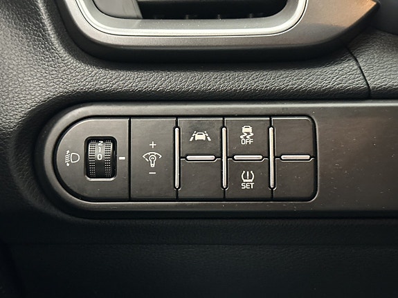 Kia Ceed 14 of 28