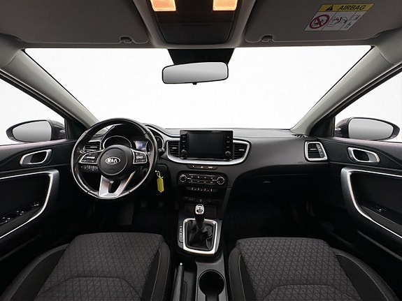 Kia Ceed 12 of 28