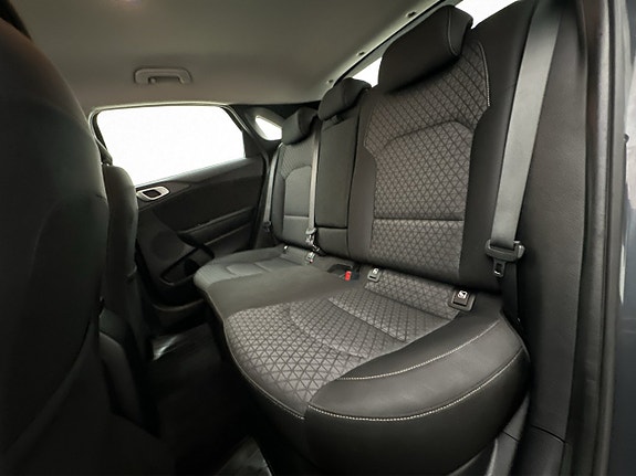 Kia Ceed 21 of 28