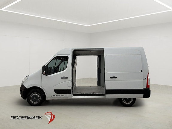 Renault Master 12 of 29