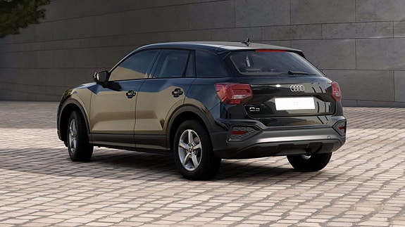 Audi Q2 2 of 6