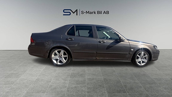 Saab 9-5 4 of 10