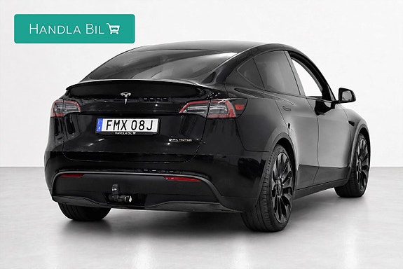 Tesla Model Y 5 of 26