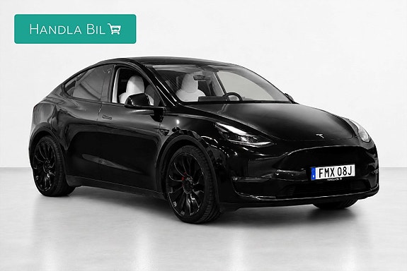 Tesla Model Y 4 of 26