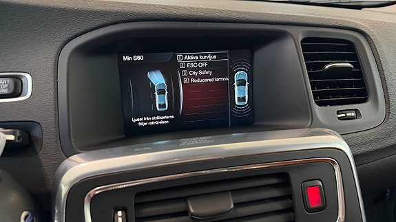 Volvo S60 15 of 18