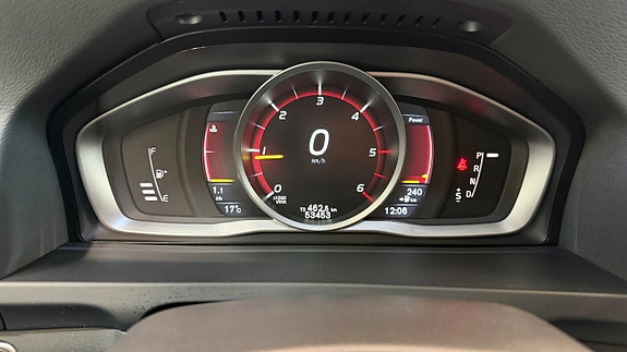 Volvo S60 12 of 18