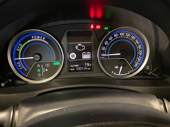 Toyota Auris 20 of 26