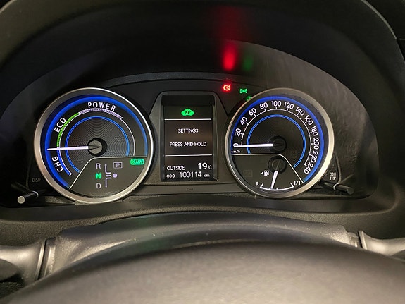 Toyota Auris 21 of 26