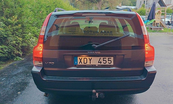 Volvo V70 9 of 18