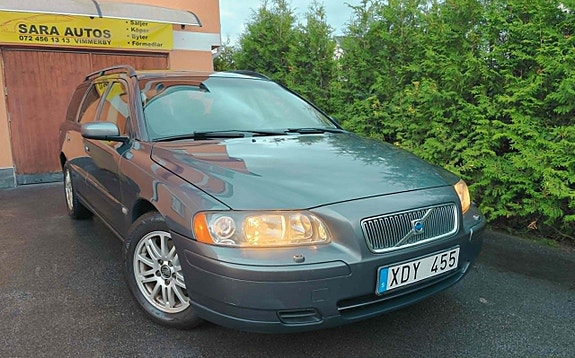 Volvo V70 10 of 18