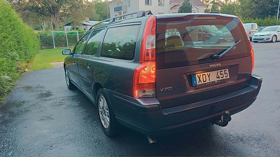 Volvo V70 5 of 18