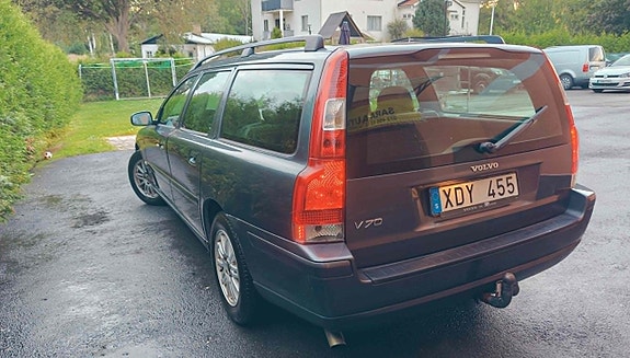 Volvo V70 13 of 18