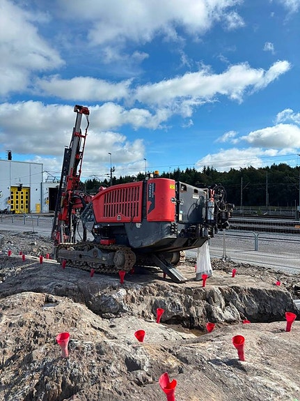 Sandvik Dino DC400Ri 6 of 12