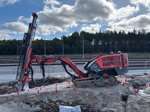 Sandvik Dino DC400Ri 5 of 12