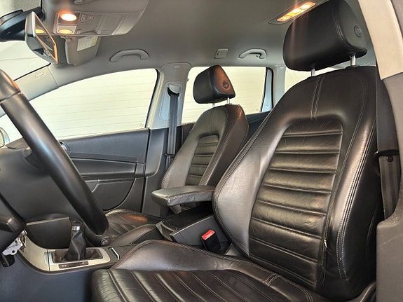 Volkswagen Passat 7 of 20